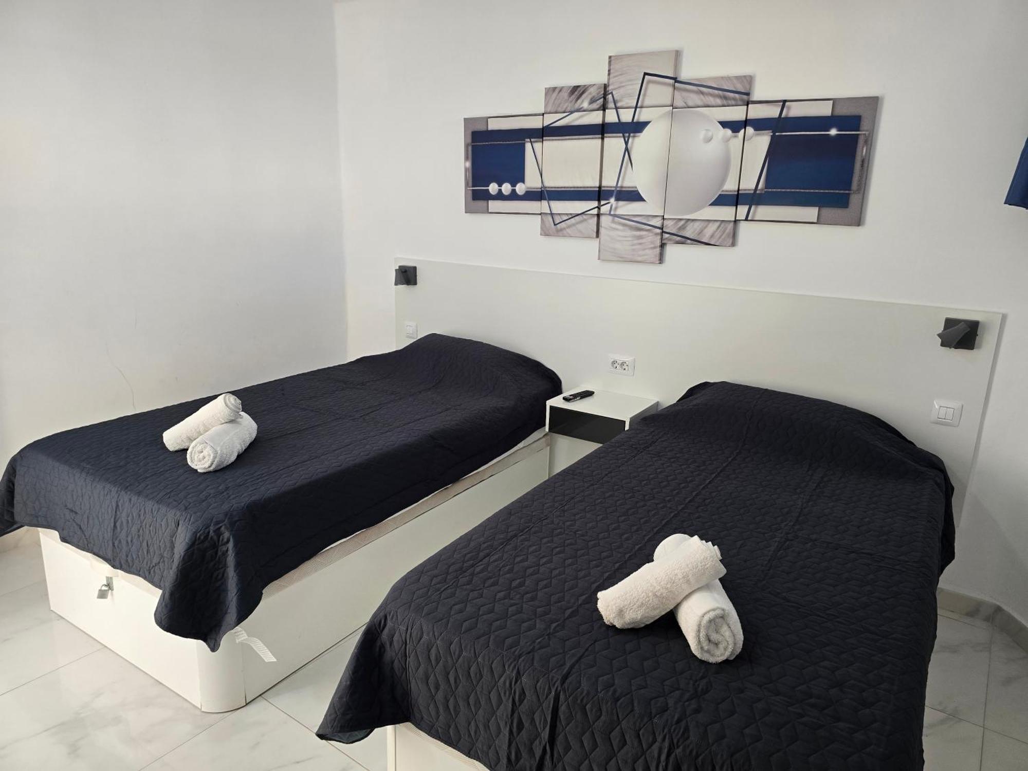Aqua Sun Los Geranios By Helloapartments Costa Adeje  Extérieur photo